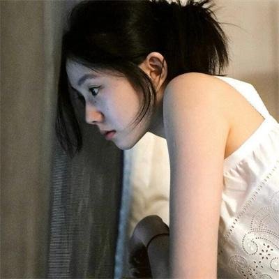 男极探射灯
